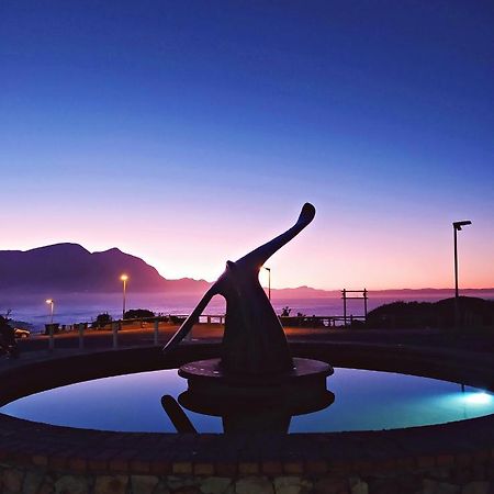 Apartment At Hermanus Waterfront Экстерьер фото
