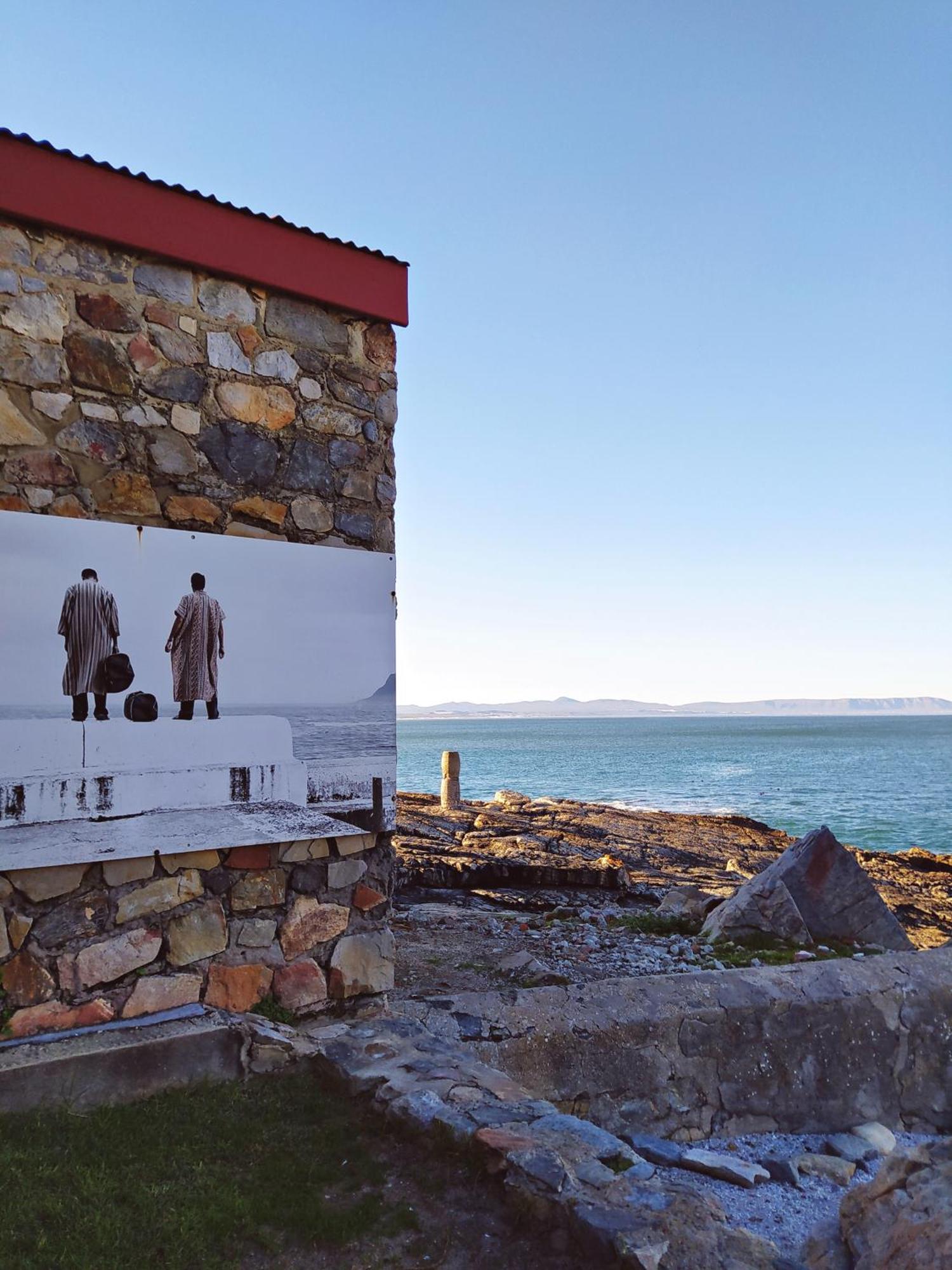 Apartment At Hermanus Waterfront Экстерьер фото